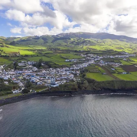 Graviana - Pedra Negra Charming House Apartament Lagoa (Azores)